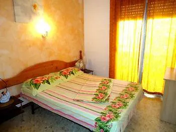 Apartamentos Antillas Fenals Lloret de Mar 0*,